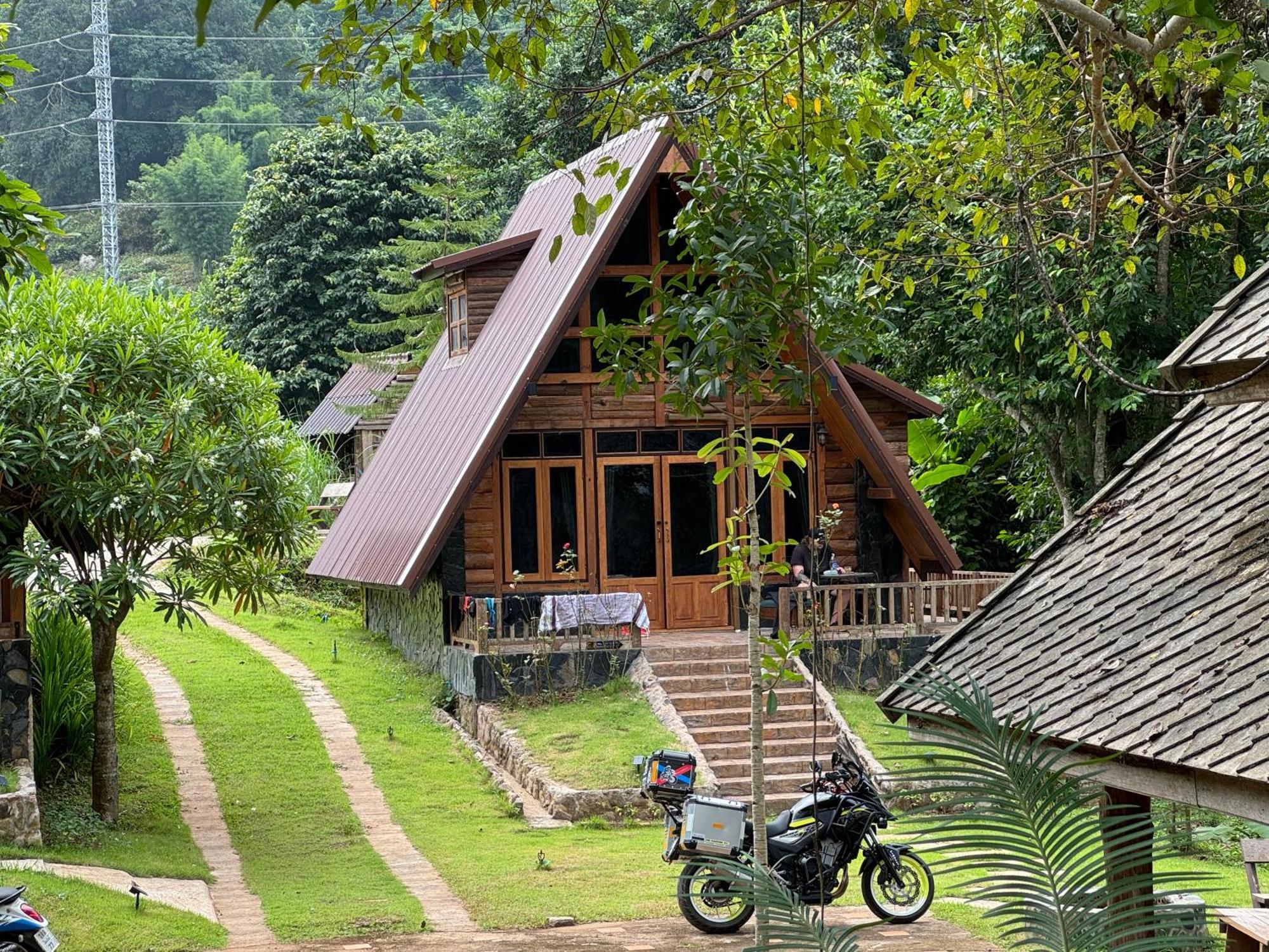 Ban Kaew Mo Ra Glamping & Restaurant Hotel Pang Mapha Exterior foto