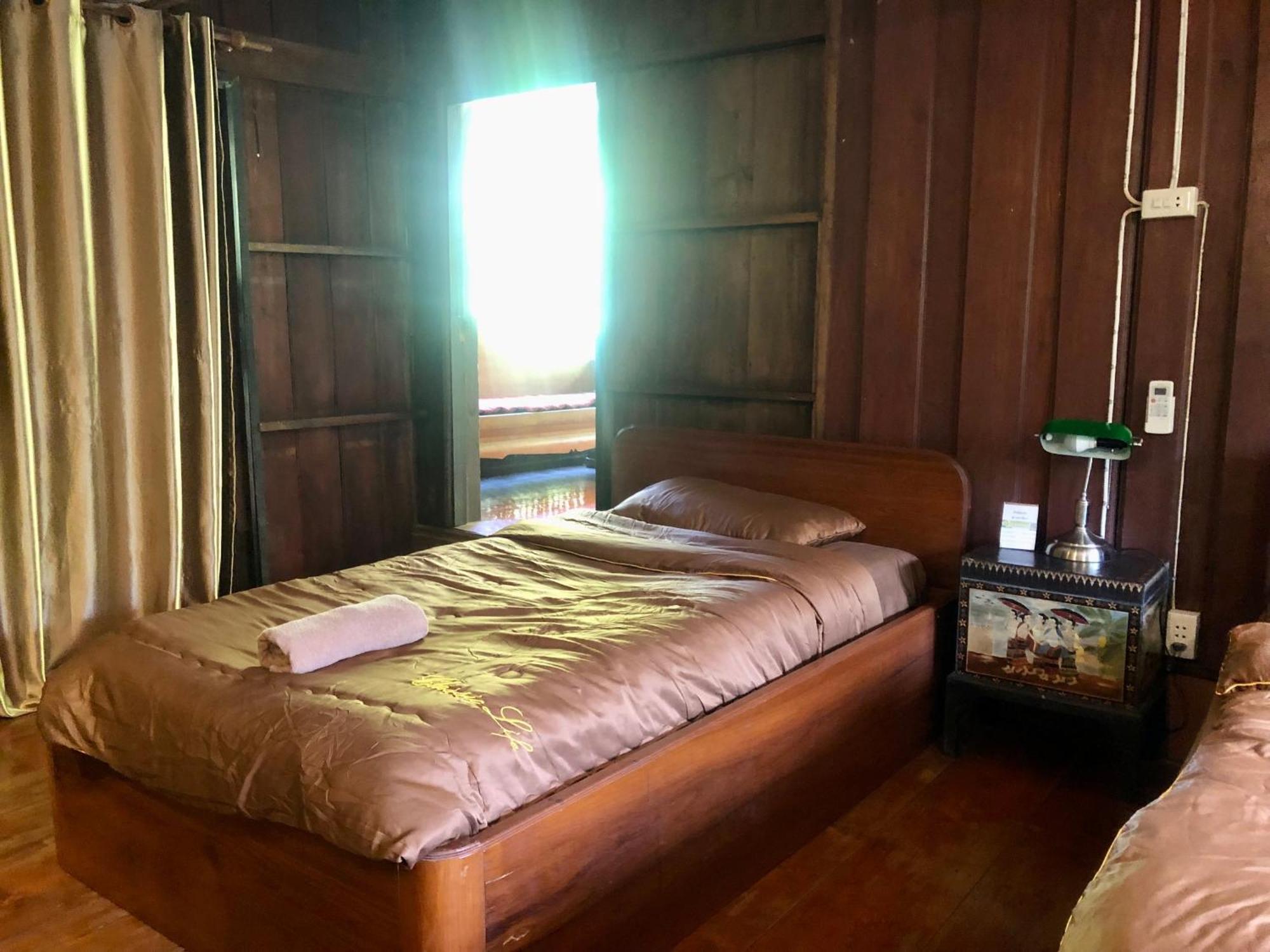 Ban Kaew Mo Ra Glamping & Restaurant Hotel Pang Mapha Exterior foto